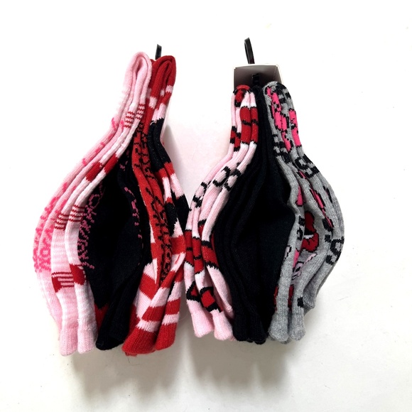 Betsey Johnson 6 Pairs Crew Socks  Hearts Lips Love Theme Striped Pink Gift Set - Picture 4 of 4